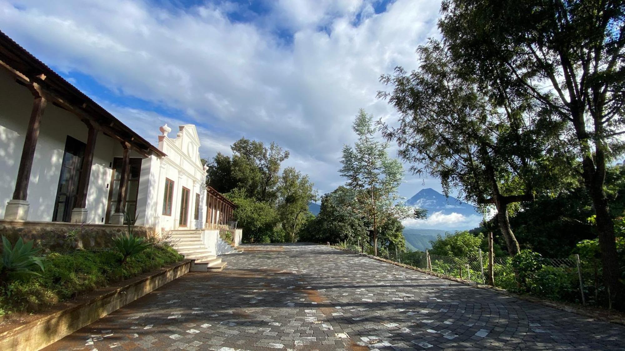 Finca San Mateo - Private Luxury Coffee Estate In Antigua Guatemala ภายนอก รูปภาพ